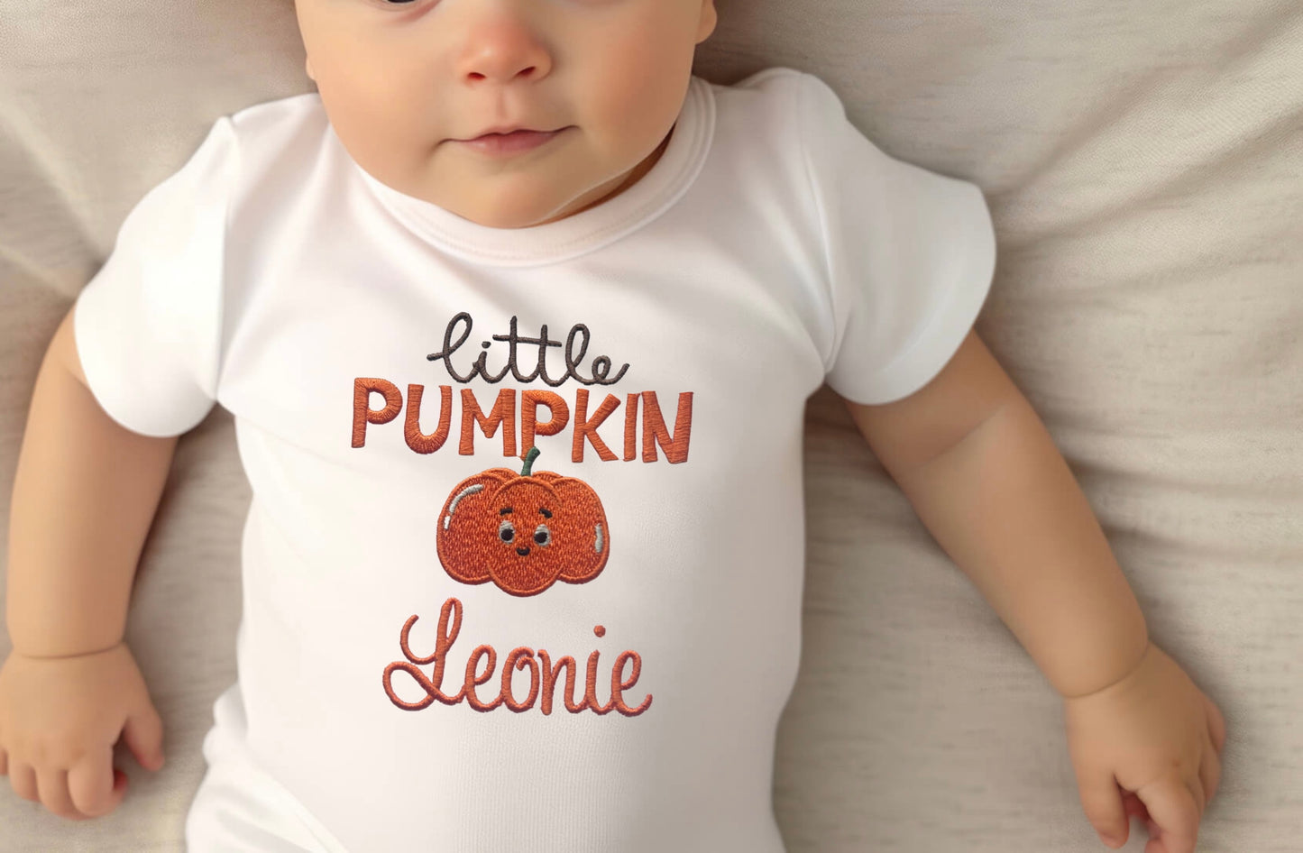 T-shirt mit Namen little Pumpkin
