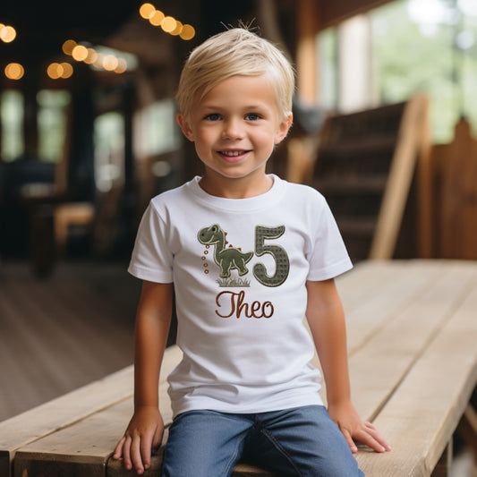 Geburtstags T-Shirt mit Name l grüner Dino