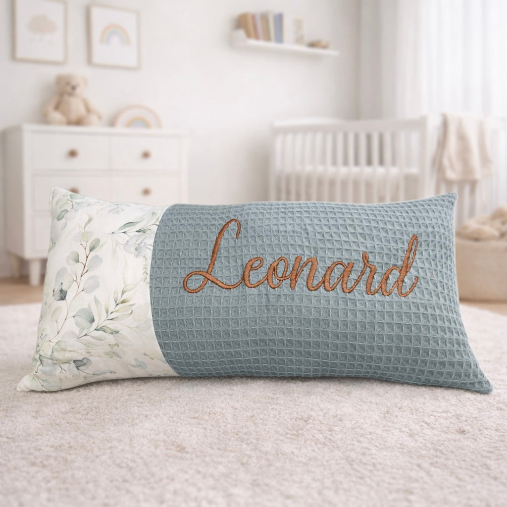 Baby Kissen mit Name, Geburtskissen, Eukalyptus/ altgrün