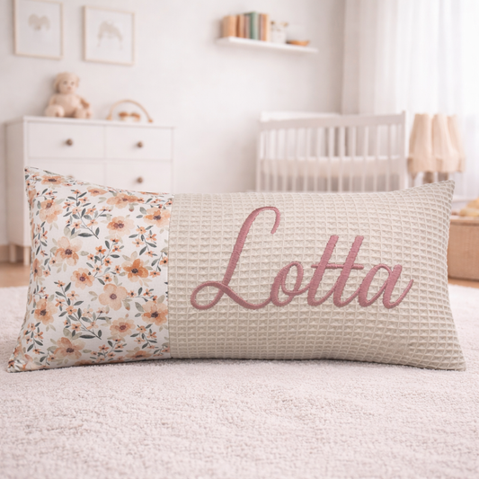 Baby Kissen mit Name, Geburtskissen, natur/ Quitte