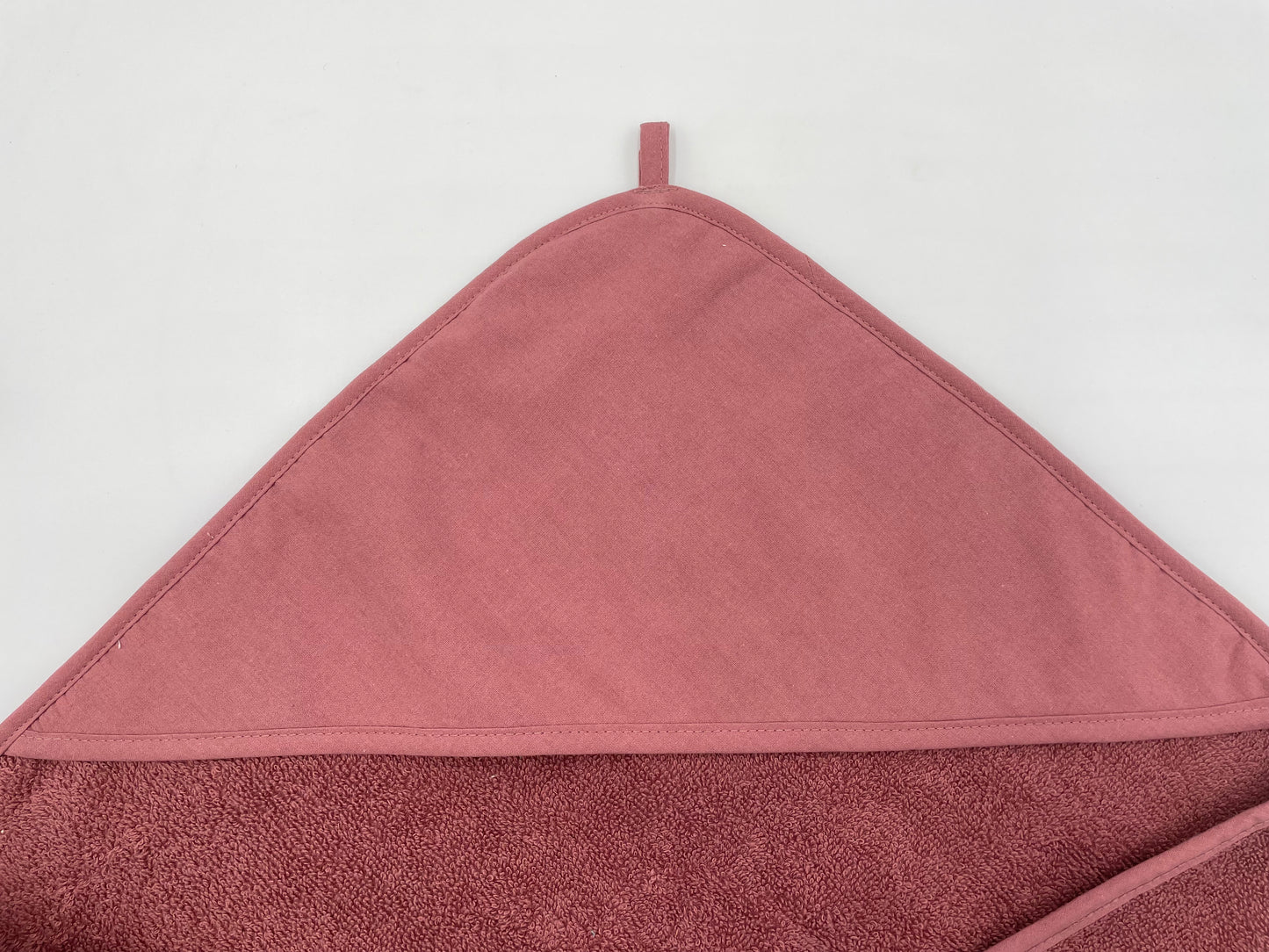 Kapuzenhandtuch mit Namen  Elefant Beere